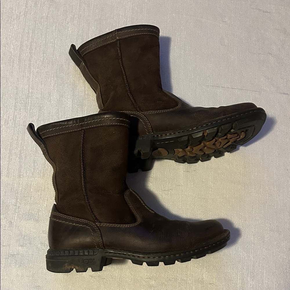 UGG Australia Men’s ‘Hartsville’ Brown Leather Suede Waterproof Boots Size 7